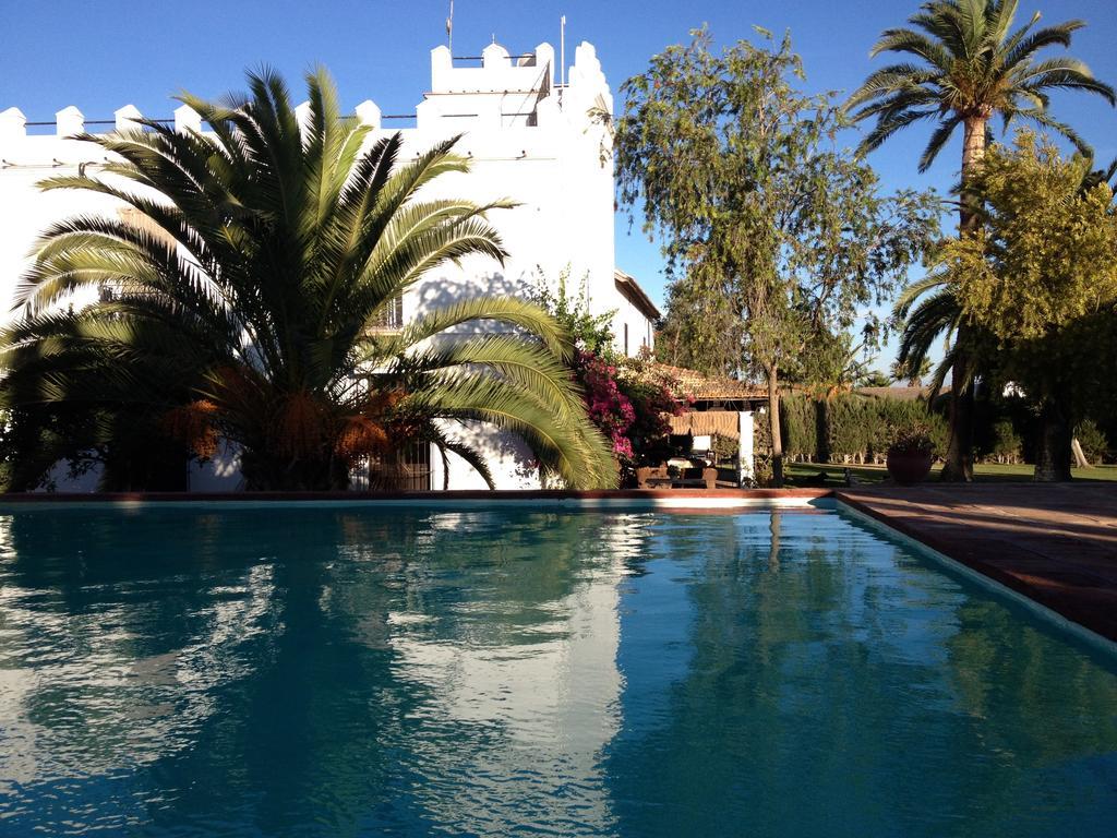 Hacienda La Indiana Hotel Los Palacios Y Villafranca Buitenkant foto