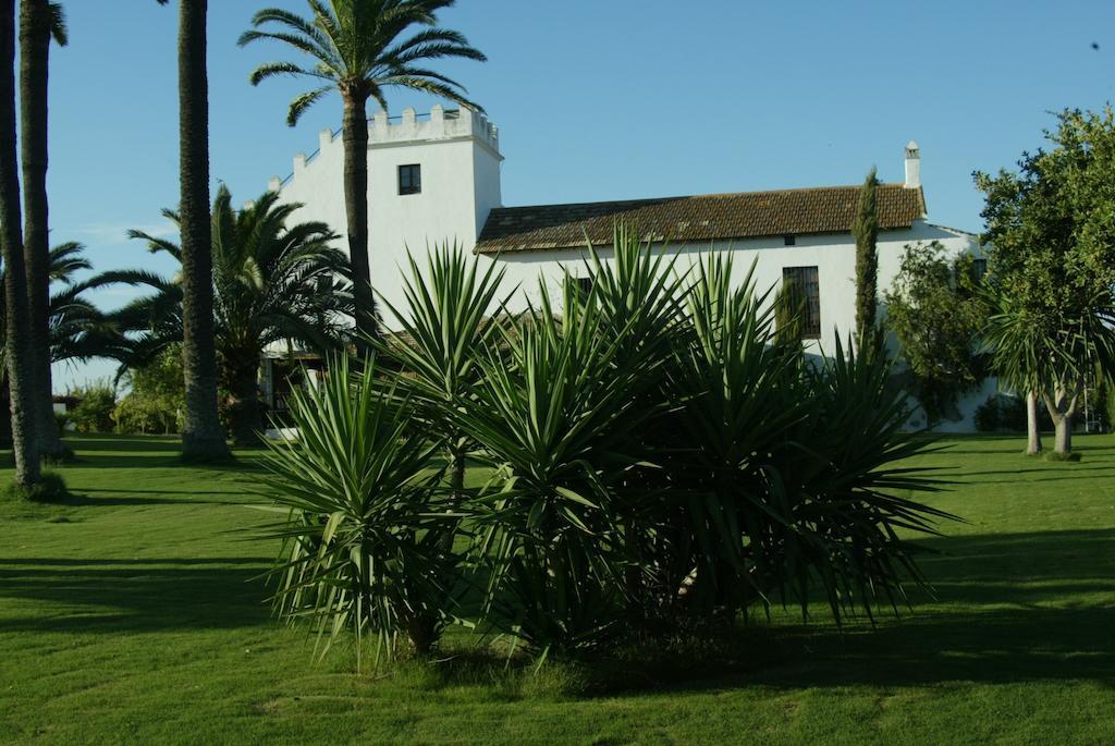 Hacienda La Indiana Hotel Los Palacios Y Villafranca Buitenkant foto