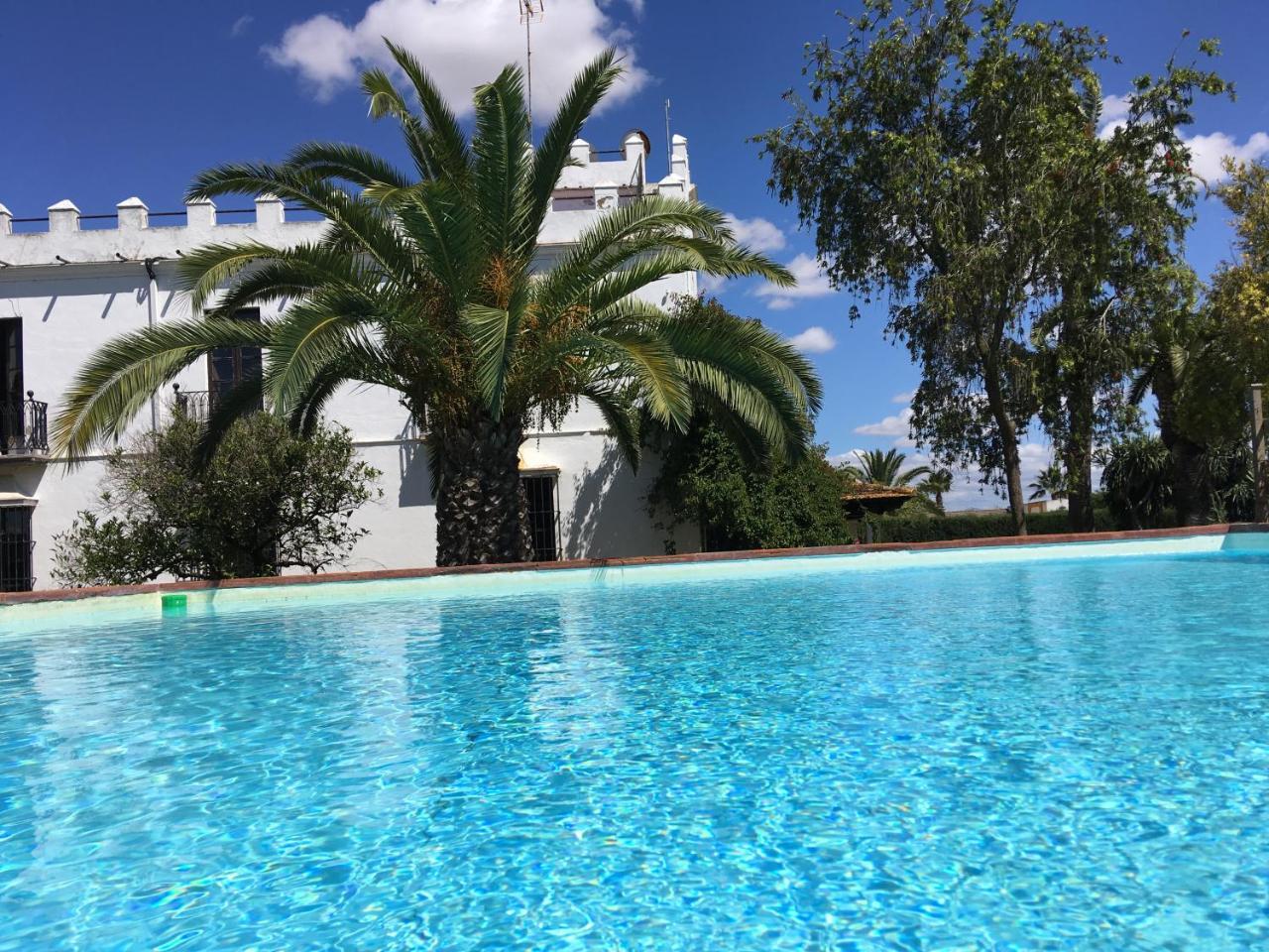 Hacienda La Indiana Hotel Los Palacios Y Villafranca Buitenkant foto