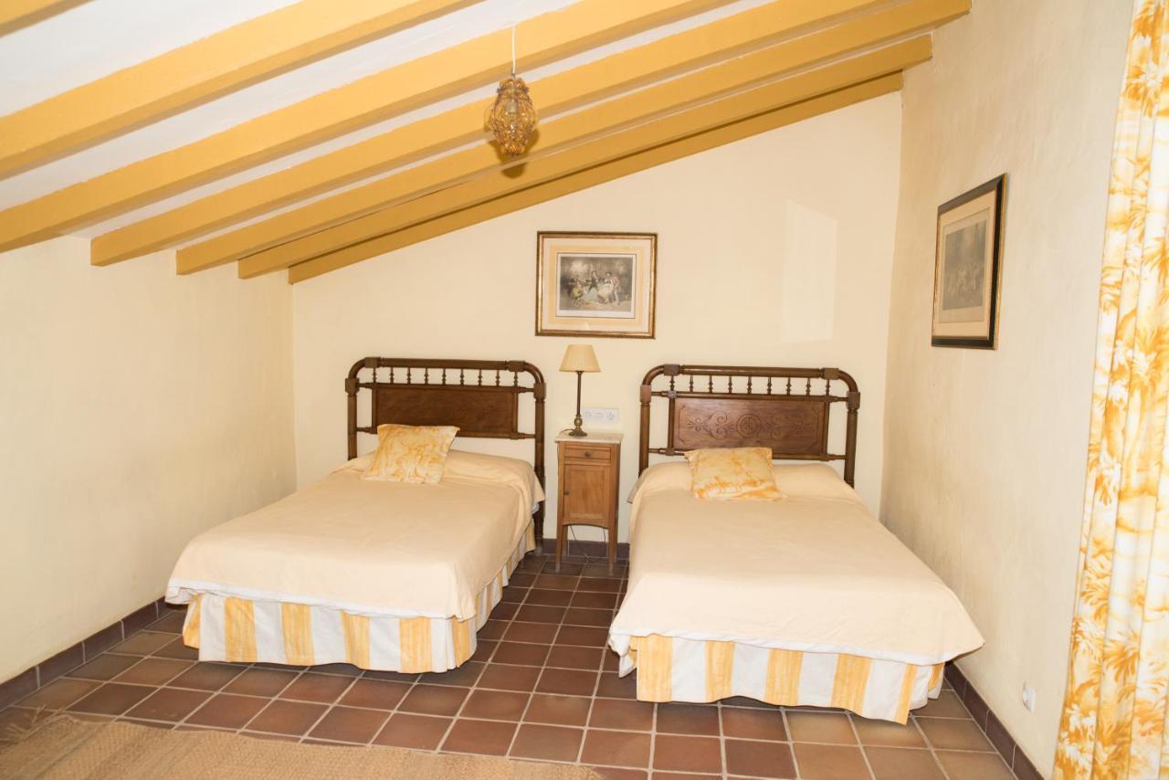 Hacienda La Indiana Hotel Los Palacios Y Villafranca Buitenkant foto